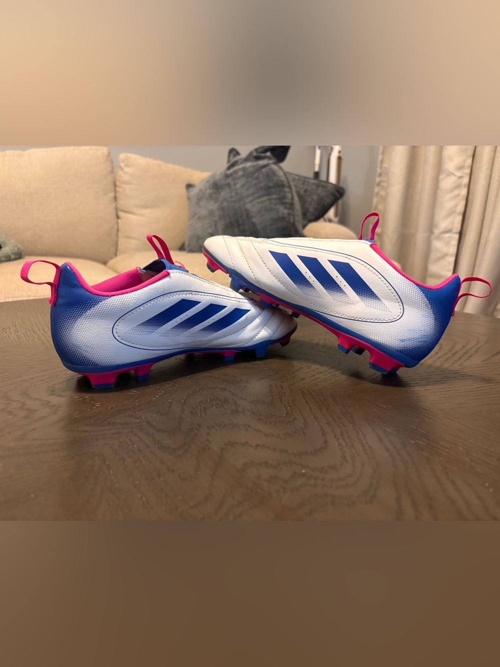 Youth adidas Goletto IX Laceless Soccer Cleats size 4